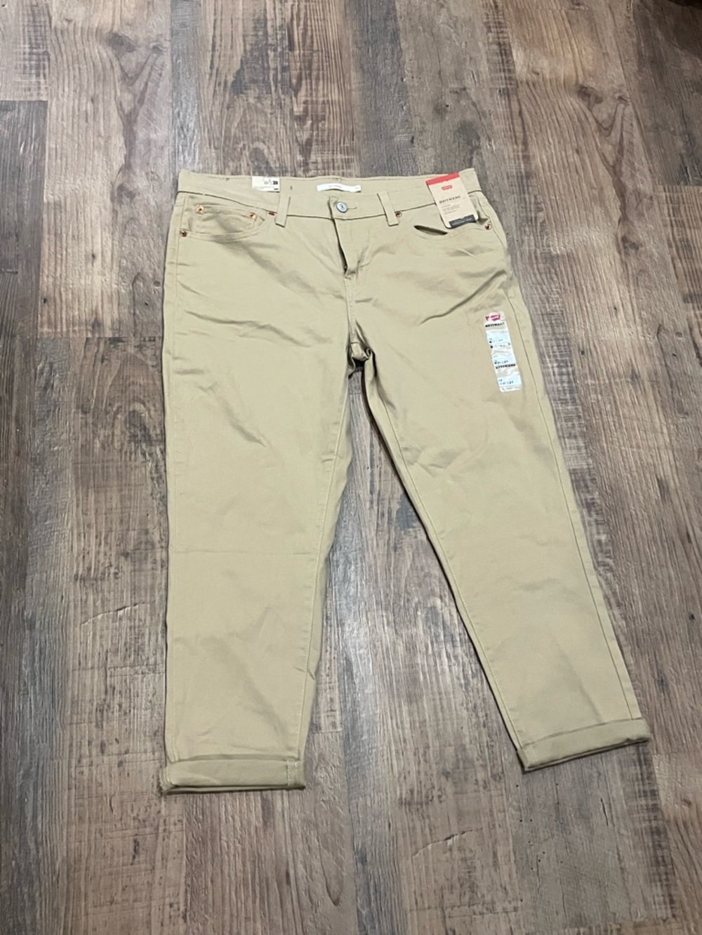 Levi's Women's Cropped Khaki Mid-Rise Boyfriend Tapered-Leg Pants